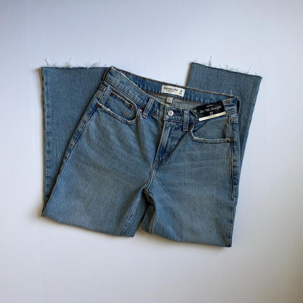 Women’s Abercrombie & Fitch The 90s Straight Mid Rise Blue Jeans